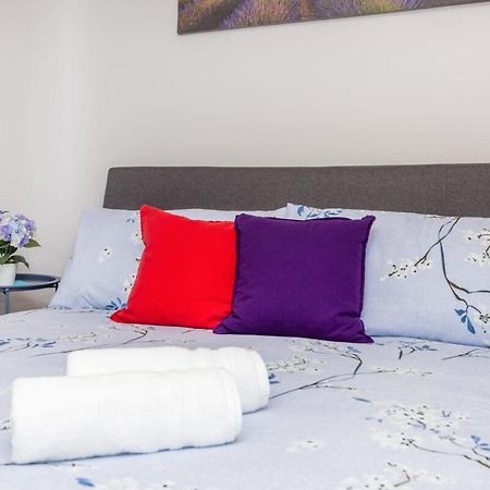 Modern 1Br Condo - Chinatown Near Little Italy Οττάβα Εξωτερικό φωτογραφία