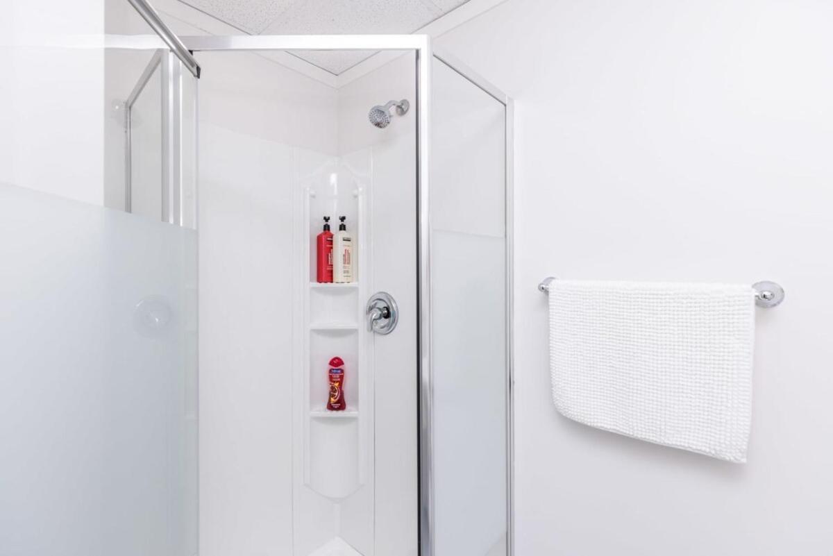 Modern 1Br Condo - Chinatown Near Little Italy Οττάβα Εξωτερικό φωτογραφία