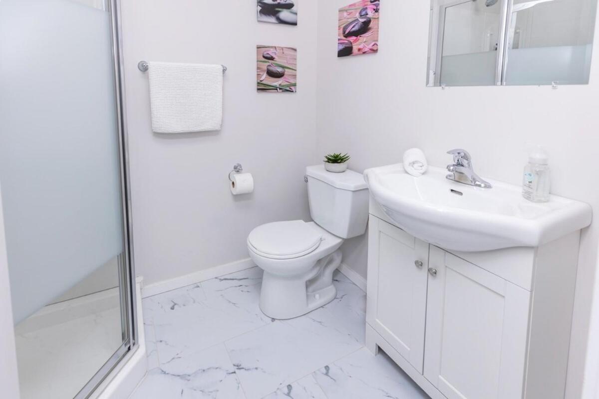 Modern 1Br Condo - Chinatown Near Little Italy Οττάβα Εξωτερικό φωτογραφία